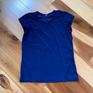 Lululemon top